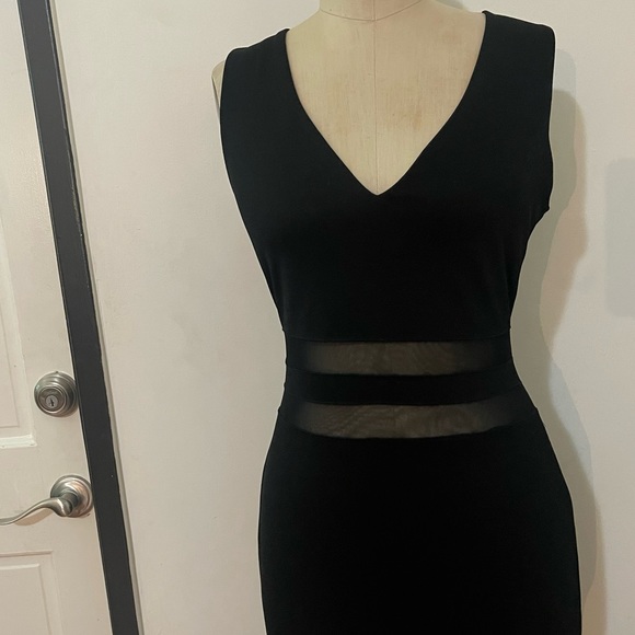 Black V Neck Illusion Mesh Midi Dress - Picture 7 of 7